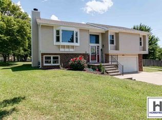505 Holly Ln, Junction City, KS 66441