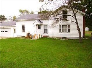 960 Center Rd, Conneaut, OH 44030