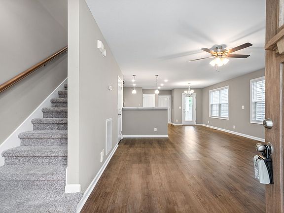 2nd image of 720 Perkins Ave