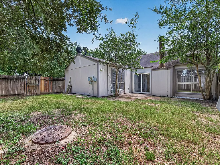 11202 Bandlon Dr — Photo 23