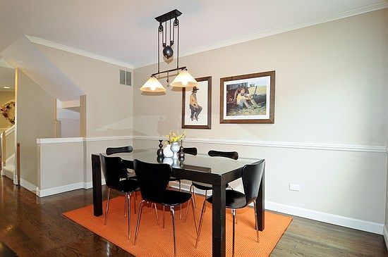 2nd image of 1853 N Hudson Ave #A