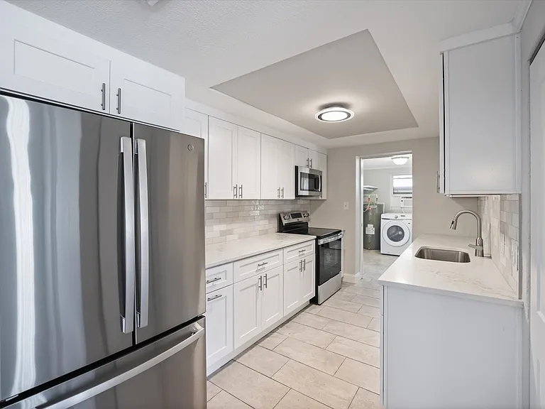 545 Bluebell Rd — Photo 9