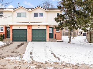 14 Derby St #35, Hamilton, ON L8W 3T5