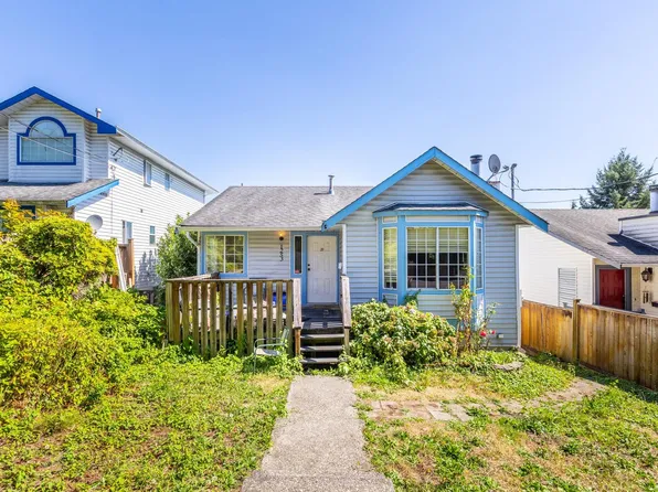 1253 Johnson St, Coquitlam, BC V3B 4T3