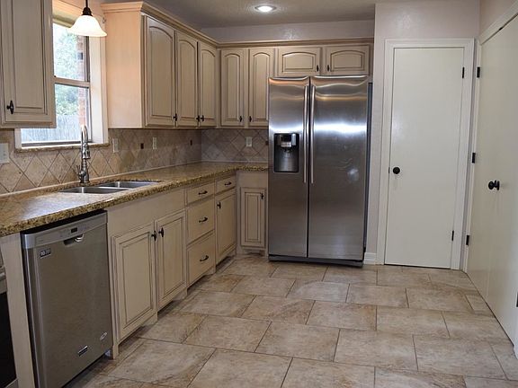 4th image of 5555 Sul Ross Ln