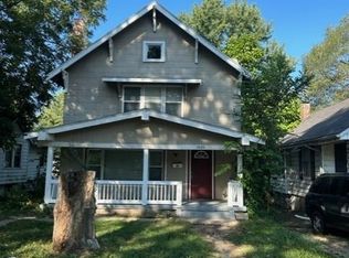 1930 S Willow Ave, Independence, MO 64052
