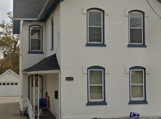 1117 S 8th St #A, Manitowoc, WI 54220