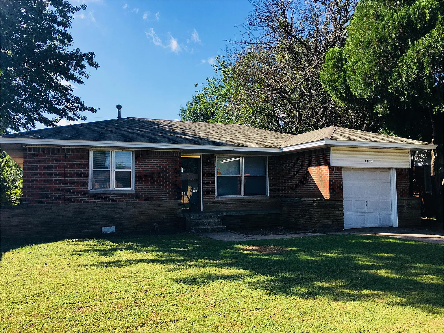 4300 NW 20th - 1 — Photo 1