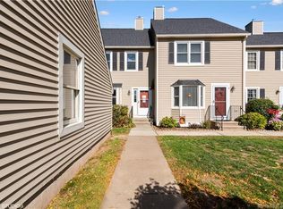 7 Cheltenham Ct #7, Suffield, CT 06078