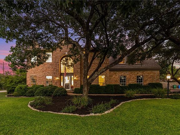 5th image of 124 Betula Dr