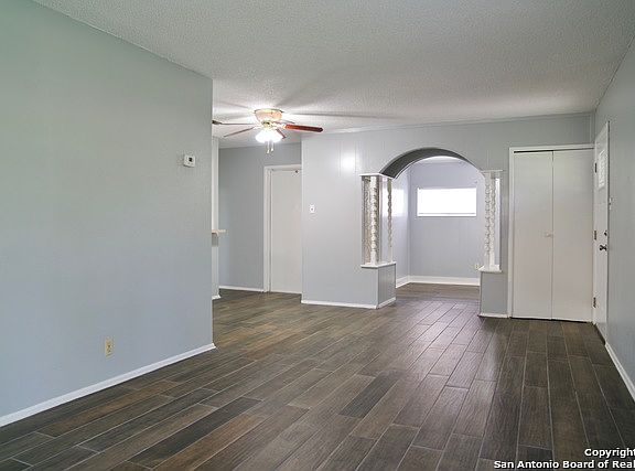 4th image of 3230 Twining Dr