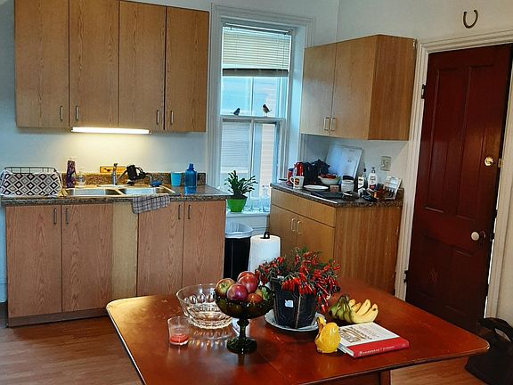 3rd image of 119 S Carlisle St APT B