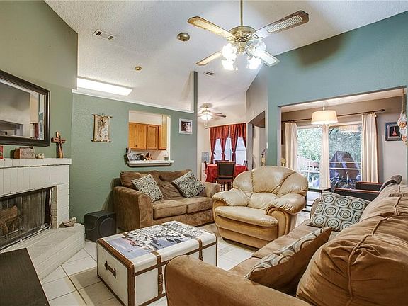 4th image of 1522 Hux Ct