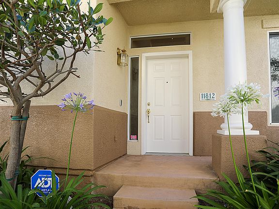 2nd image of 11812 San Tropez Pl