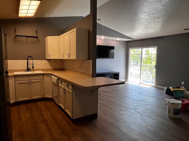 1464 N 1250 W — Photo 14