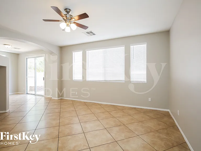 4508 Sunset Crater Ct — Photo 6