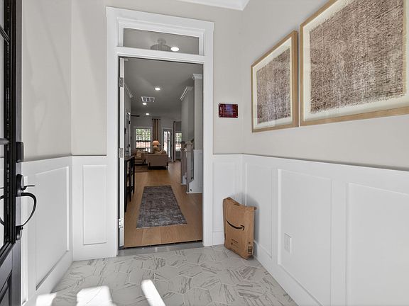 3rd image of 81 Charlotte Knoll St