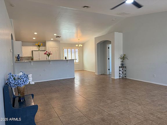 5th image of 6630 S 25TH Avenue