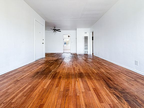 3rd image of 4024 Palmwood Dr APT 2