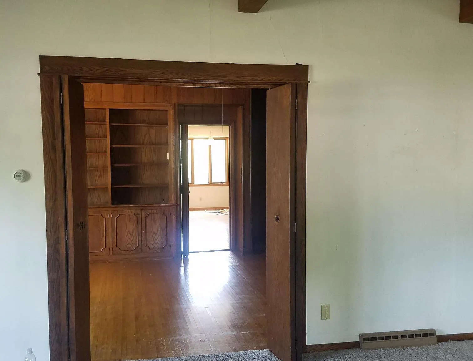 1500 Clearwater Rd — Photo 2