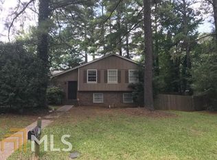 8373 Holly Dr, Jonesboro, GA
