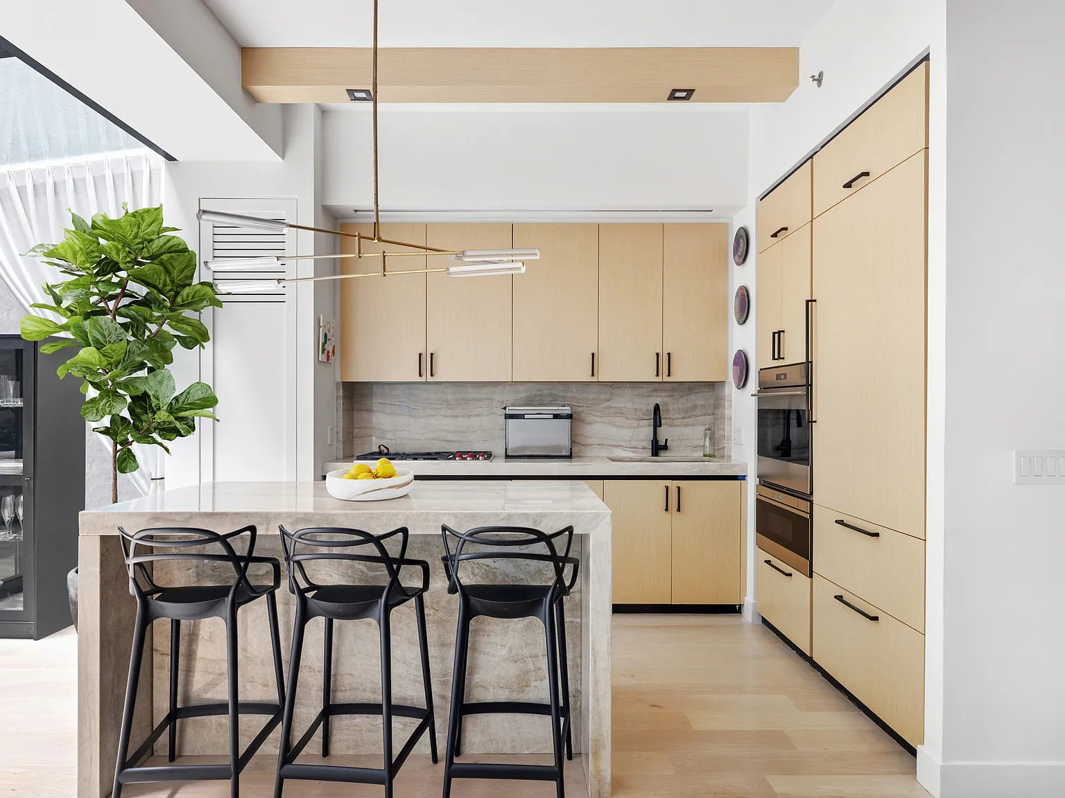 403 Greenwich Street — Photo 3
