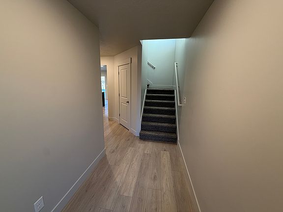 5th image of 4013 S Woodland Ave