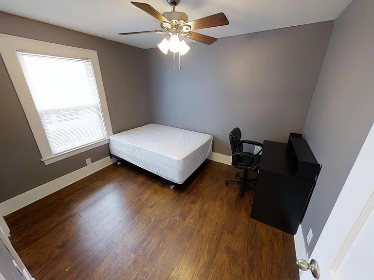 928 Ackerman Ave — Photo 10
