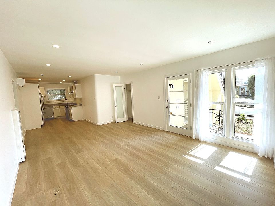 1st image of 869 Alandele Ave