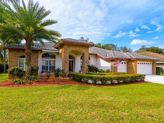 3rd image of 503 Old Oak Cir