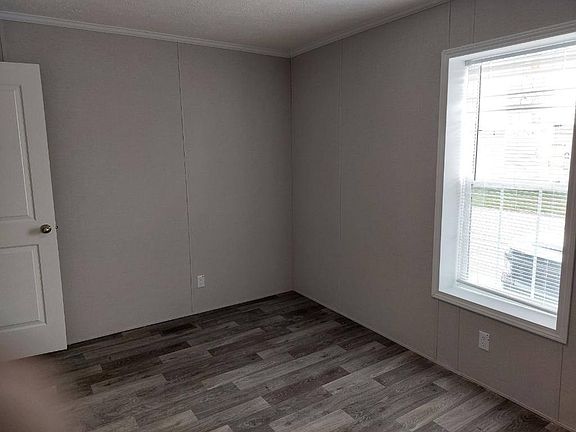 3rd image of 20475 Foster Dr #83