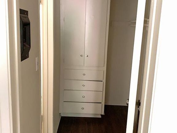 4th image of 275 Lucas Ave APT 05