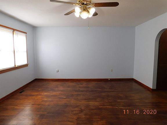 4th image of 1705 W 10th St