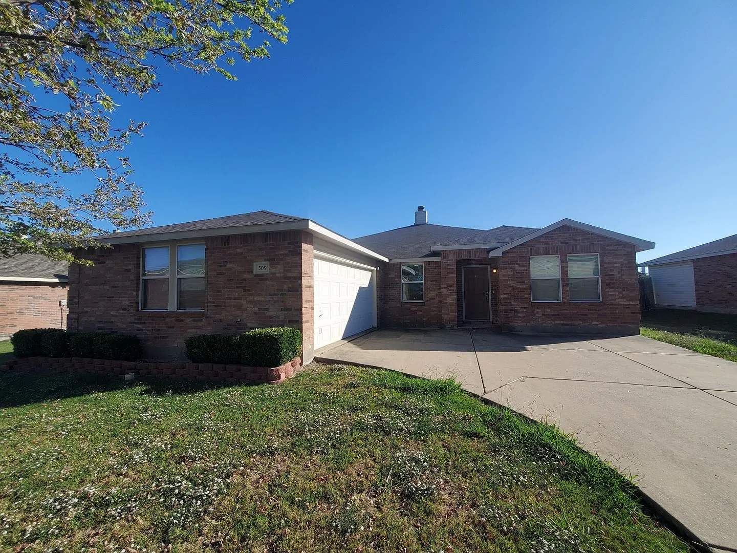 Adorable Royse City home with large backyard! — Photo 3