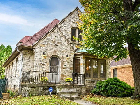 2906 South 45th STREET, Milwaukee, WI 53219