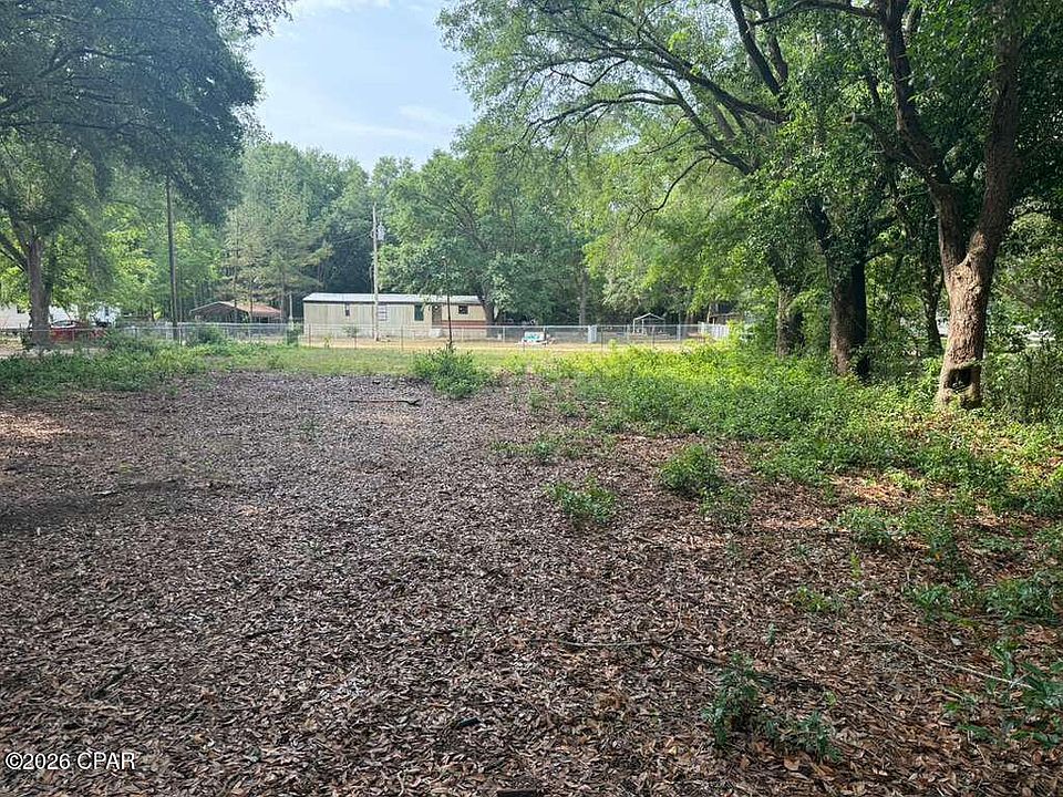 1st image of 39 Short Ln