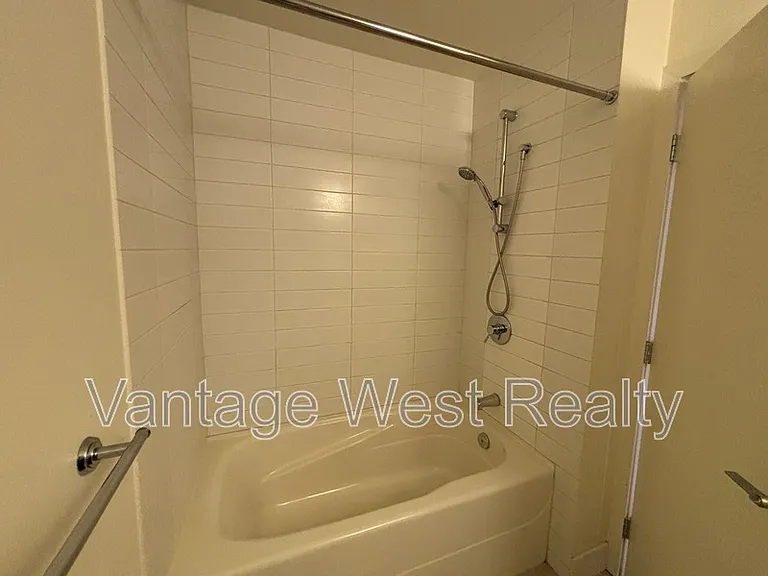 1289 Ellis St #218 — Photo 13