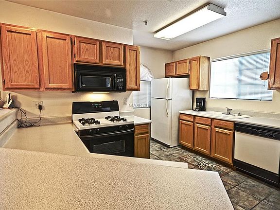 4th image of 2925 Wigwam Pkwy APT 323