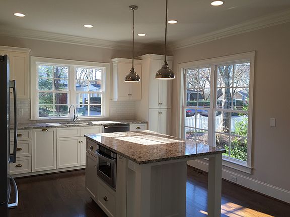 4th image of 105 Brookwood Dr