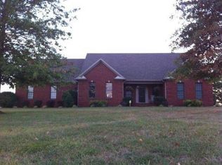 835 Major Ln, Hopkinsville, KY 42240