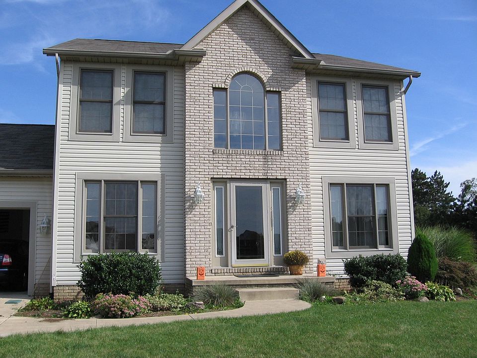 1st image of 5630 Rainfield Cir NE