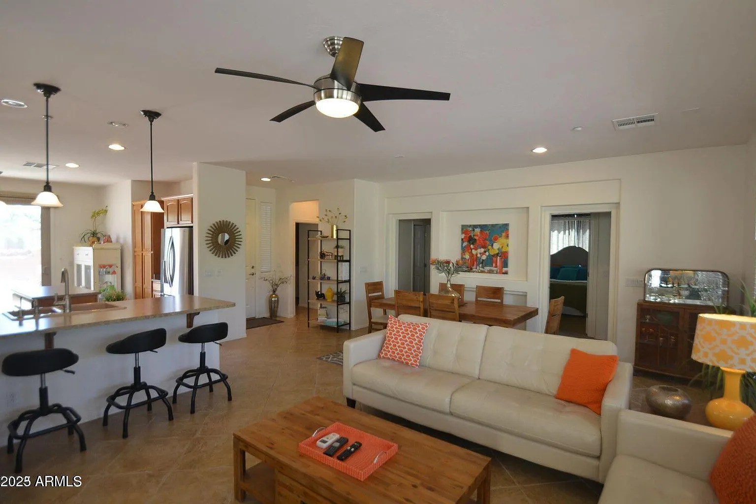 2 bed, 1635 sqft, $2,450 — Photo 3