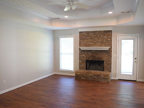 2nd image of 285 Lee Road 2090