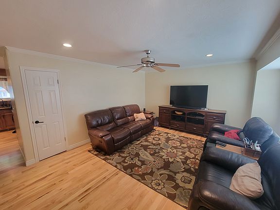 2nd image of 2593 W Dry Creek Dr