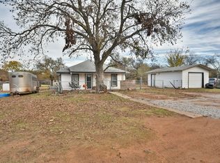 8264 S 13th St, Comanche, OK 73529