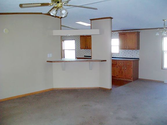 3rd image of 224 Belle Villa Blvd
