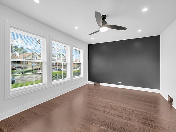 4th image of 7357 S Marshfield Ave