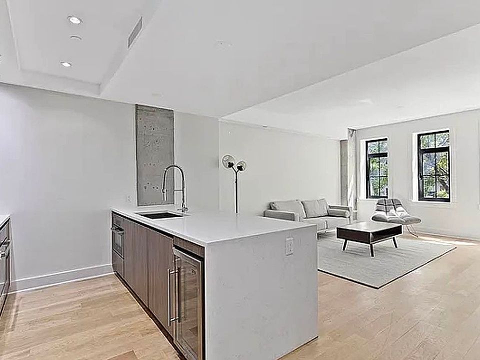 1st image of 253 E 7th St #2A