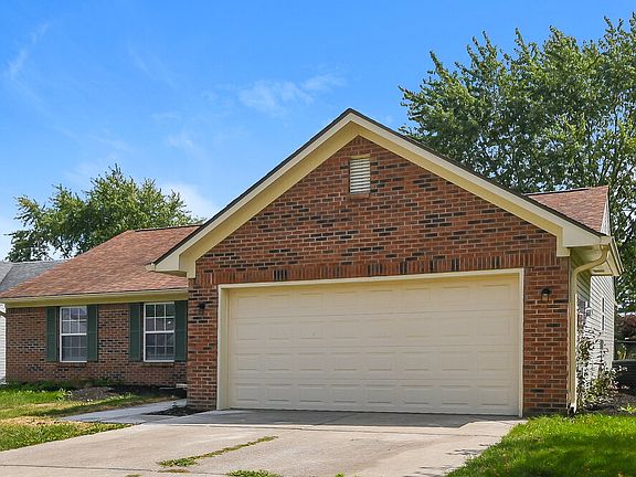 3rd image of 9695 Claymore Dr