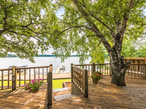 7105 Rosewood Ave NW, South Haven, MN 55382